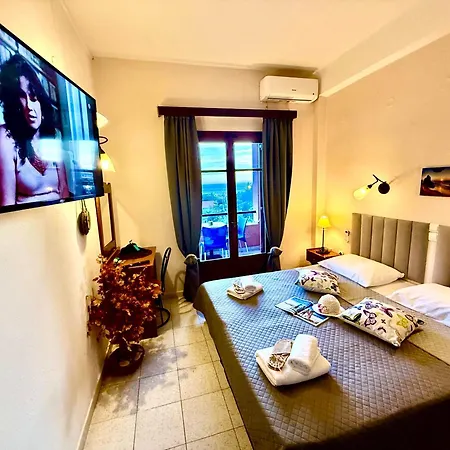 Aparthotel Travellers 2025 Sea View Agios Gordios Studios&apartments