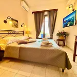 아파트호텔 Travellers Beautiful Elen Agios Gordios Sea 3*