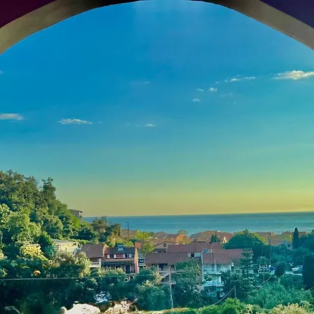 Aparthotel Travellers Beautiful Elen Agios Gordios Sea 3*