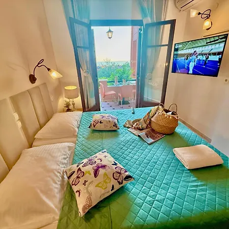 Travellers Beautiful Elen Agios Gordios Sea Aparthotel 3*