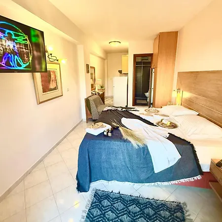 Aparthotel Travellers Beautiful Elen Agios Gordios Sea 3*