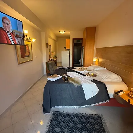 Aparthotel Travellers Beautiful Elen Agios Gordios Sea