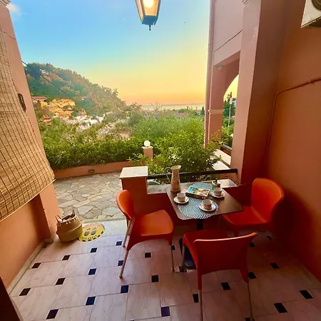 Aparthotel Travellers Beautiful Elen Agios Gordios Sea