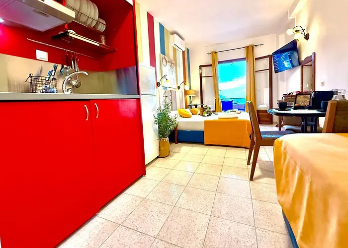 Aparthotel Travellers Beautiful Elen Agios Gordios Sea