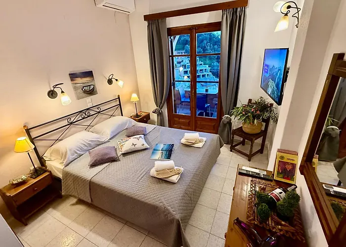 Travellers Beautiful Elen Agios Gordios Sea Aparthotel